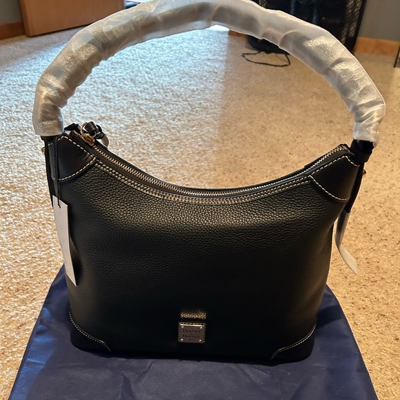 Dooney & Bourke Handbags - Black Dooney and Bourke Purse